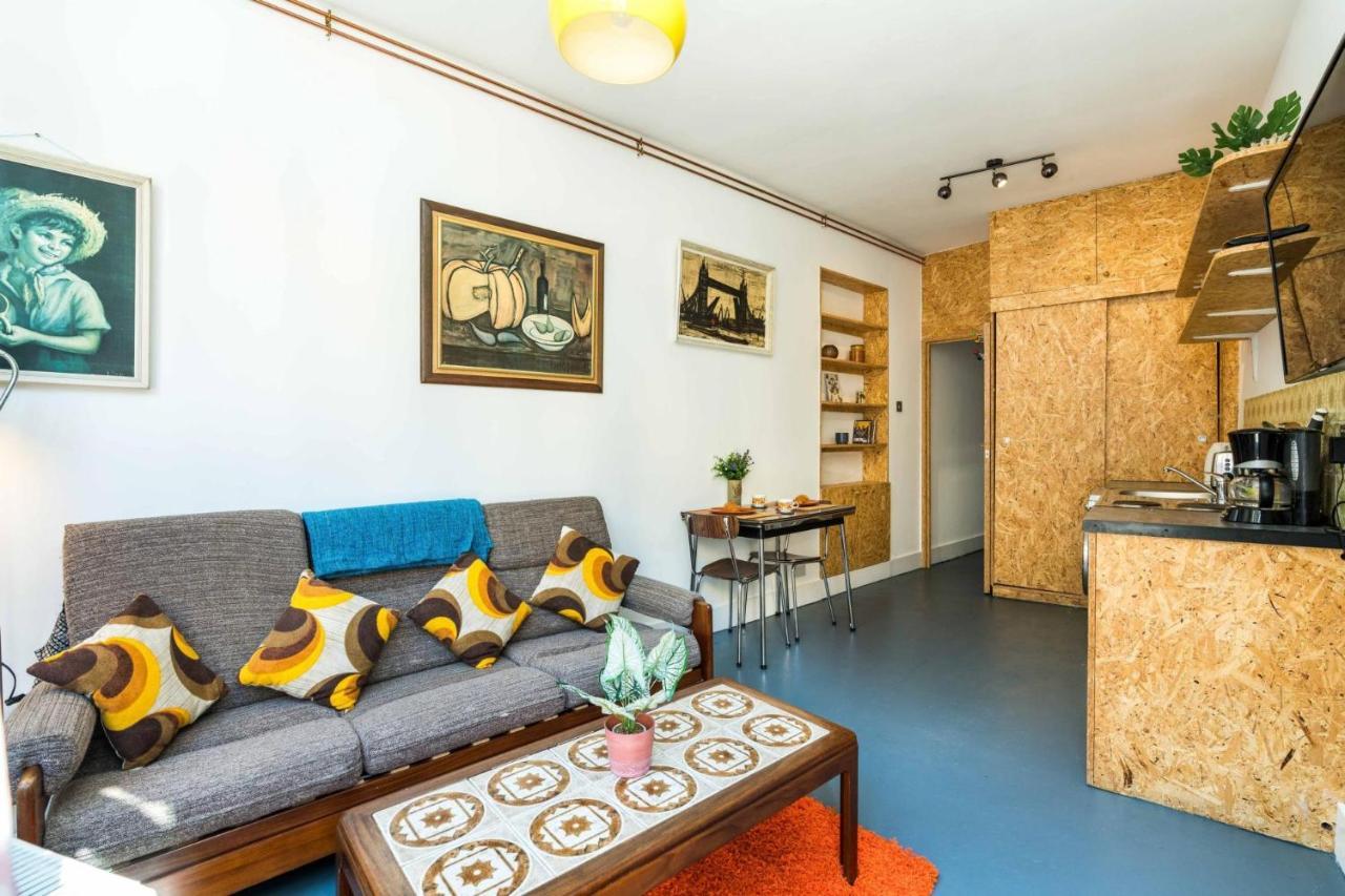 1 Bedroom House With An Edge In King Cross Holiday home *